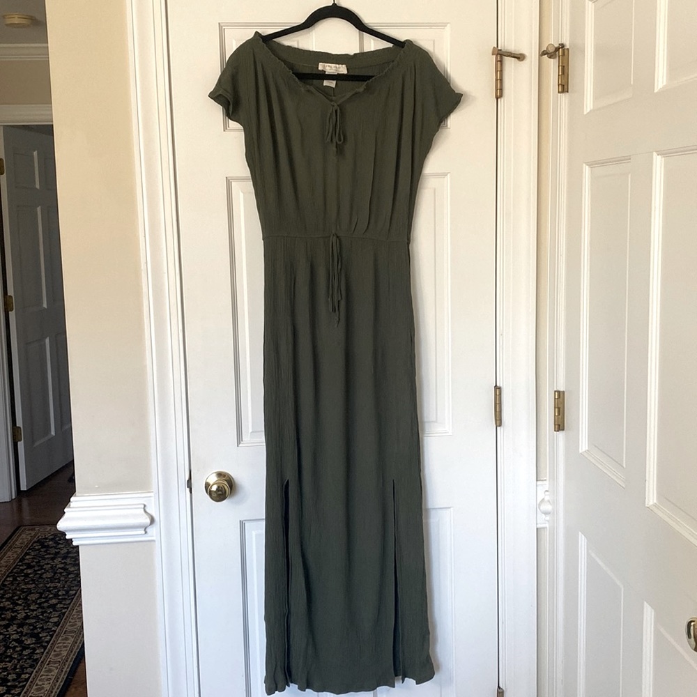 Off the shoulder green maxi dress small